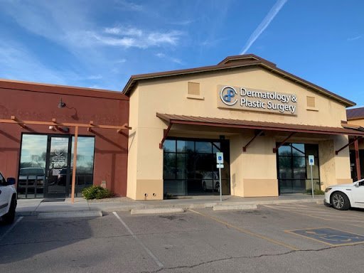 Plastic Surgeon Casa Grande - Center for Dermatology & Plastic Surgery 3 Featured image