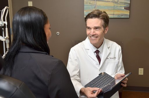 Plastic Surgeon Edina - MN Ophthalmic Plastic Surgery Specialists 18 Featured image