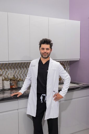 Plastic Surgeon Gilbert - DrSkin Plastic Surgery Regenerative & Medical Spa: Rohit Jaiswal MD 17 Featured image