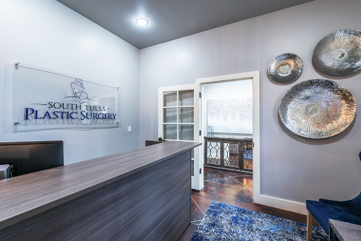 Plastic Surgeon Jenks - South Tulsa Plastic Surgery: Dr. Brenda Schiesel D.O. 3 Featured image