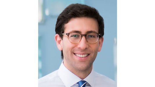 Plastic Surgeon Portland - Davin Ashraf M.D. 16 Featured image