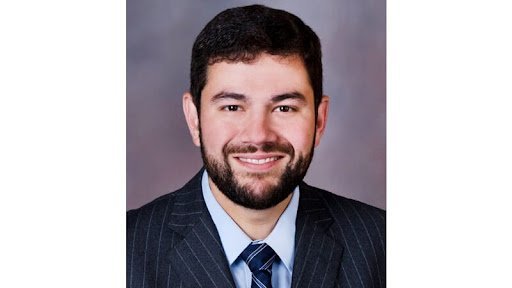 Plastic Surgeon Portland - Kamran Sajadi M.D. 14 Featured image